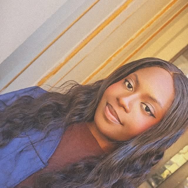 Shaïna HYPPOLITE